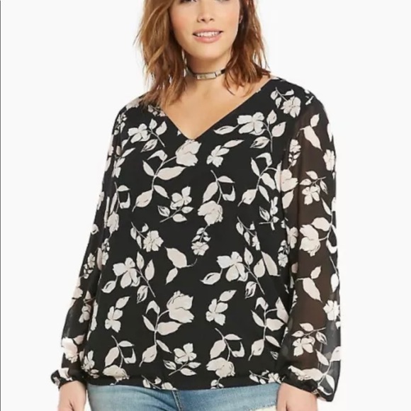 Torrid Floral Double layered Chiffon blouse - Picture 2 of 12